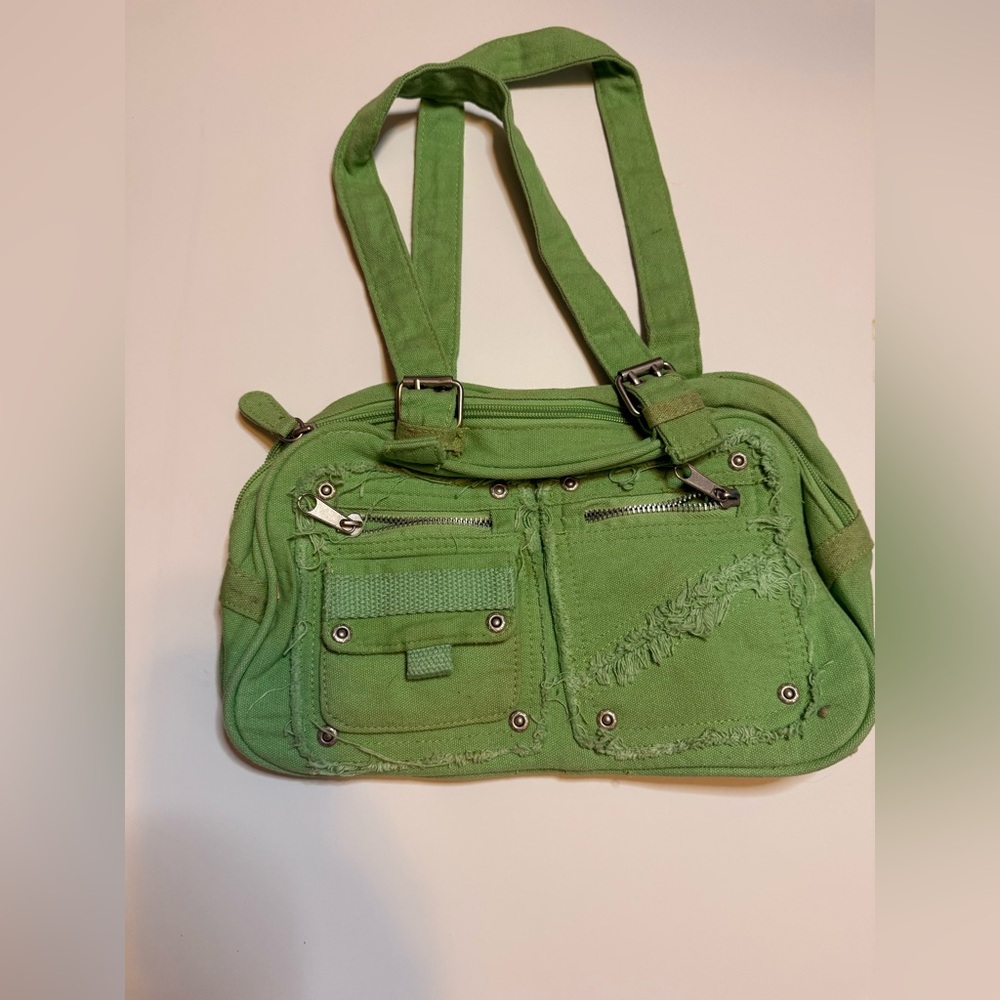 Y2K Chic Green Shoulder Bag with Pockets